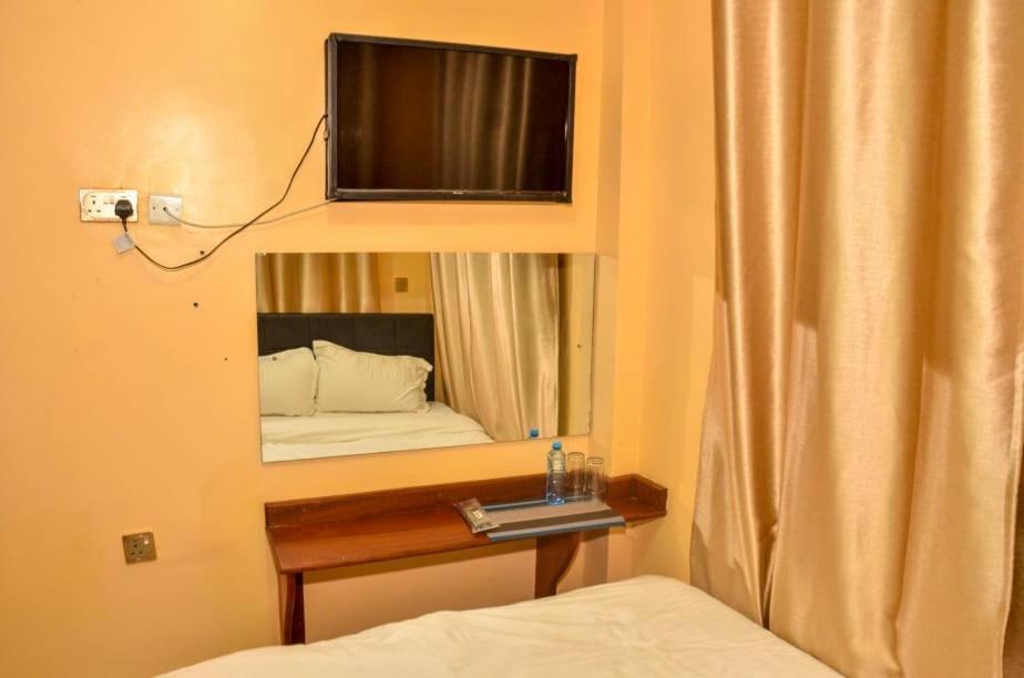 Kentania Hotel & Spa, Nakuru - Kenya Экстерьер фото